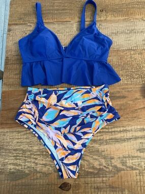 2-PIECE CUPSHE BIKINI SZ.1XL